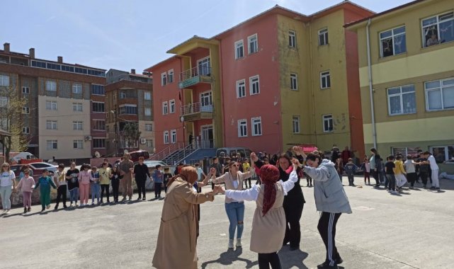 Yeni Nesil, Geleneksel Çocuk Oyunlarını Öğreniyor