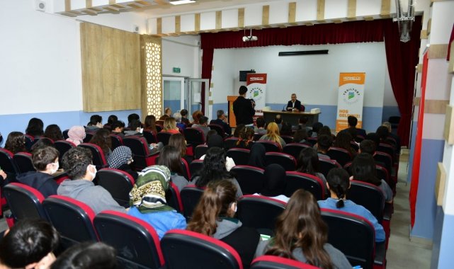 Yeşilyurt'ta ''Bir bilenle bilge nesil'' projesi hayata geçirildi