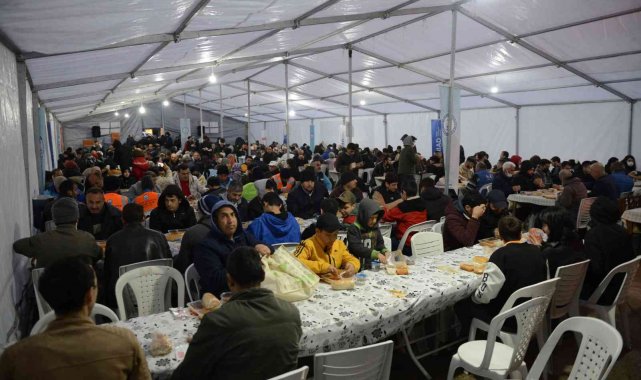 Yıldırım Belediyesi&#039;nden sokak iftarı
