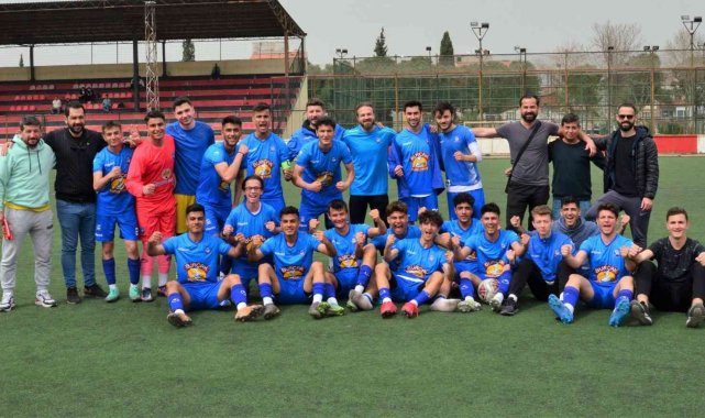 Yunusemre U18 takımı Manisa şampiyonu oldu