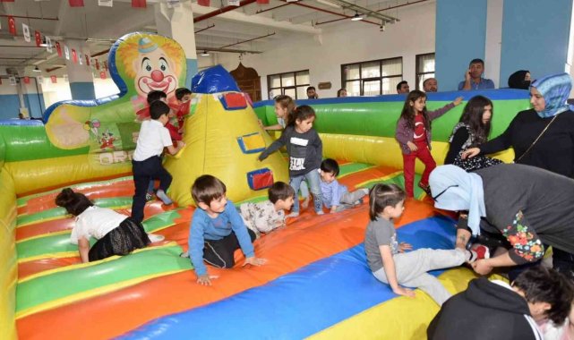 Yunusemreli çocuklar bayramlarını doyasıya yaşadı
