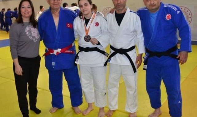 Yunusemreli judocu Sümeyye, Paris yolcusu