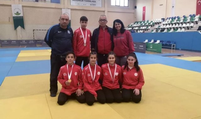 Yunusemreli yıldız judoculardan 4 madalya daha