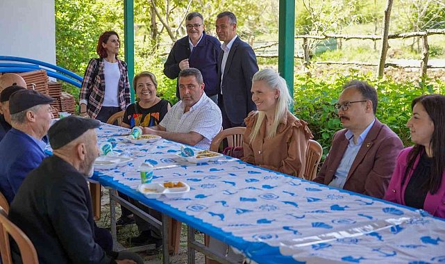 12 köyün hıdrellez etkinliğine katılarak halkla bir araya geldi
