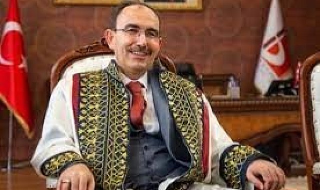 17 bine aşkın öğrencisiyle bir yaşına daha girdi