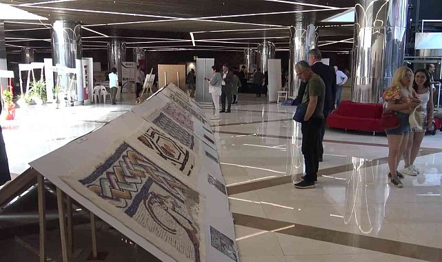 1700 yıllık kilisenin motifleri geleneksel yöntemlerle keçeyle işlendi
