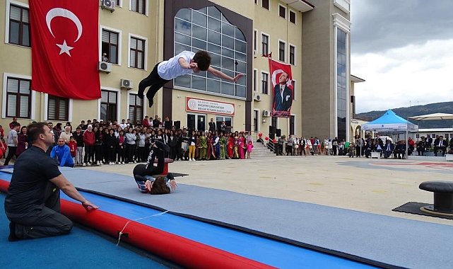 19 Mayıs Atatürk'ü Anma, Gençlik Ve Spor Bayramı Havran'da coşkuyla kutlandı