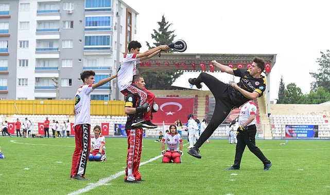 19 Mayıs Osmaniye'de coşkuyla kutlandı