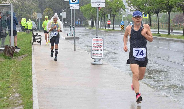 19 Mayıs Yarı Maratonu başladı
