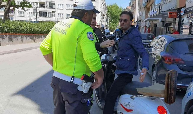 3 bin 287 TL ceza yiyen sürücü şov yaptı