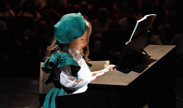 30 öğrenci piyanoda hünerlerini sergiledi