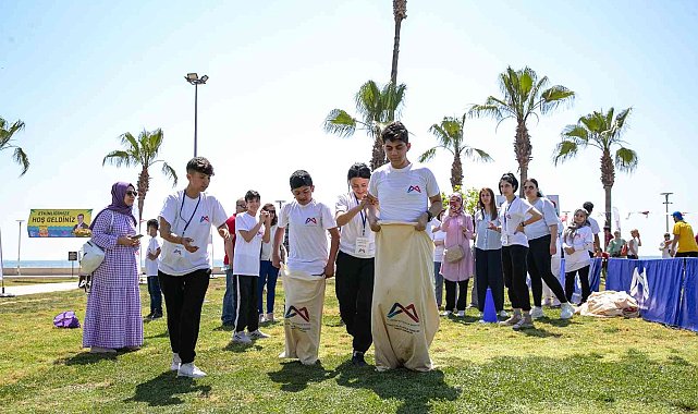 'Engelsiz Oyun Şenliği'nde renkli görüntüler