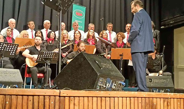 'Türkülerle Şiirler Konser Programı'nda şiirlerle türküler buluştu