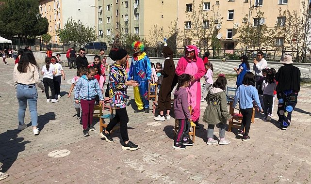 &#039;Yeni Nesil, Geleneksel Çocuk Oyunlarını Öğreniyor&#039;
