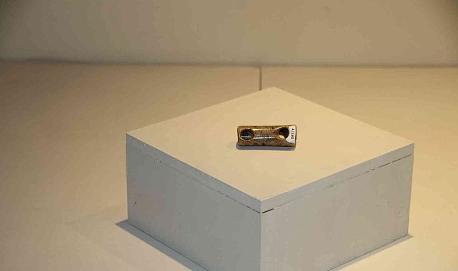 8 bin 600 yıl öncesine ait 3 delikli müzik aleti göz kamaştırdı