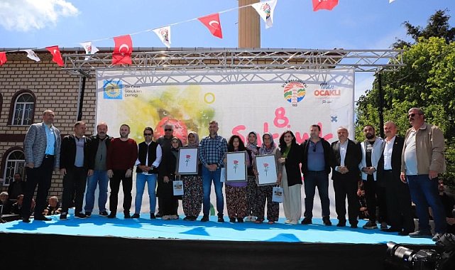 8. Şakayık Şenliği Şile&#039;de renkli ve eğlenceli anlara sahne oldu