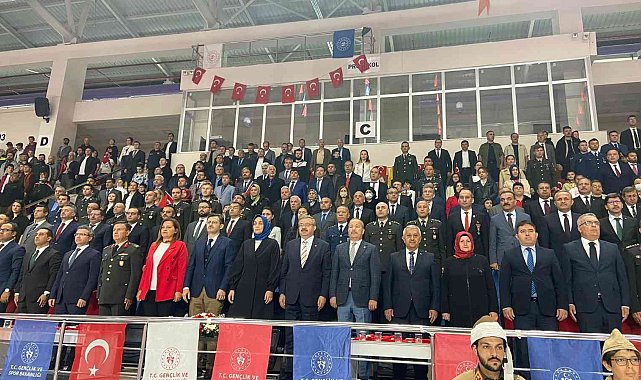 Afyonkarahisar'da 19 Mayıs coşkuyla kutlandı