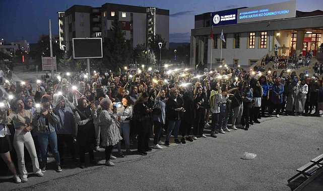 Afyonkarahisar&#039;da yurt öğrencileri doyasıya eğlendi