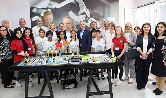 Ahmet Şimşek Ortaokulu Robotik Kodlama Atölyesi törenle açıldı
