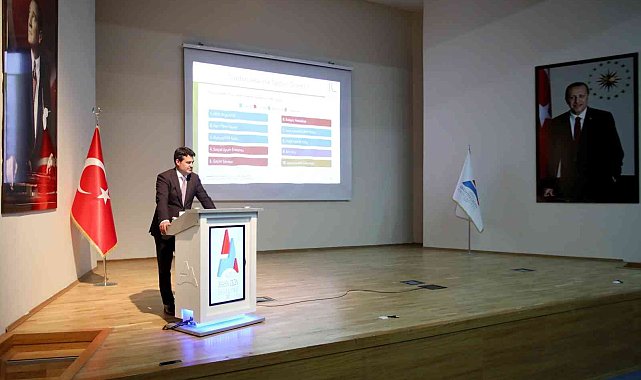 AİÇÜ'de "Başka Bir Dünya Yok" konferansı
