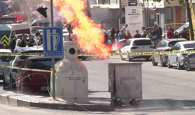 AK Parti Ataşehir İlçe Başkanlığı önünde şüpheli paket paniği