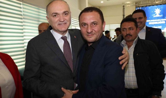 AK Parti bayramlaşmasında birlik mesajı verildi