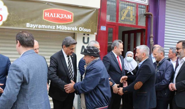 AK Parti Karabük teşkilatı bayramlaştı