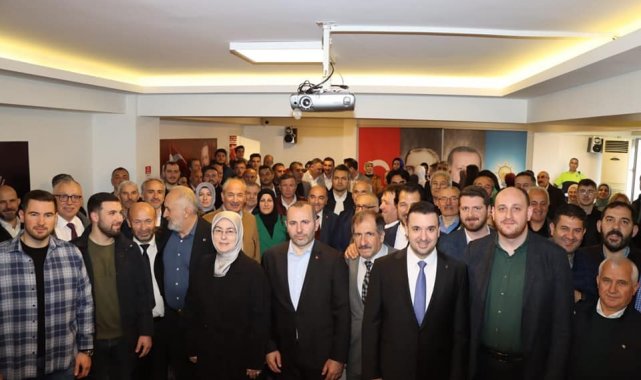 AK Parti Yalova İl Başkanlığı'nda bayramlaşma programı