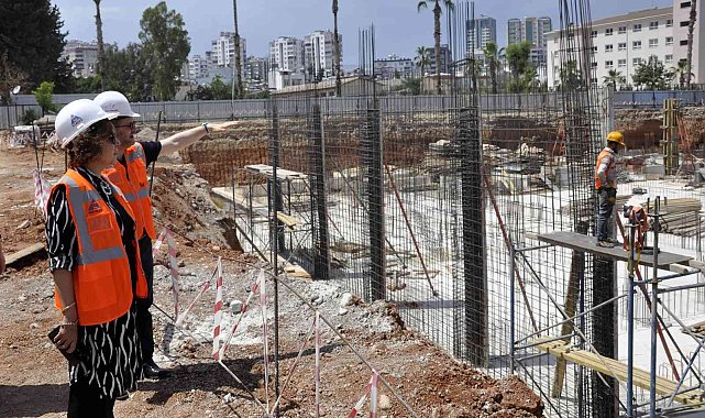 AK Parti'li Yılmaz, Müftülük Külliyesi inşaatında incelemelerde bulundu