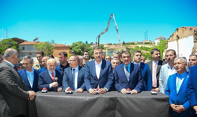 Akçadağ Gençlik Merkezi'nin temeli atıldı