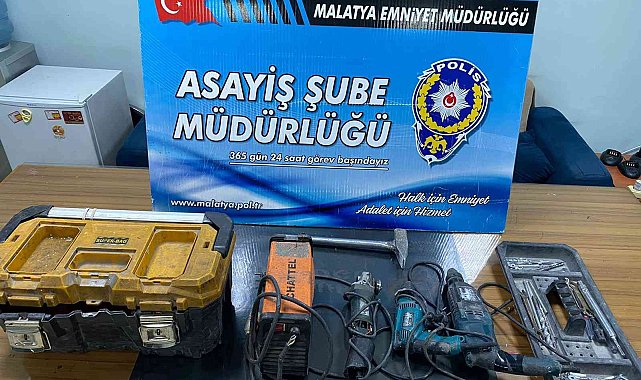 Akü hırsızları tutuklandı