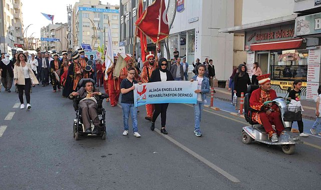 Aliağa'da onlarca kişi Engelliler Haftasında farkındalık için yürüdü