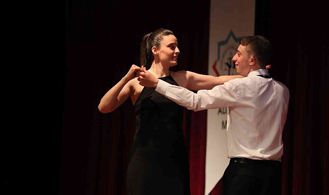 Aliağa&#039;da özel öğrencilerin performansı alkış aldı