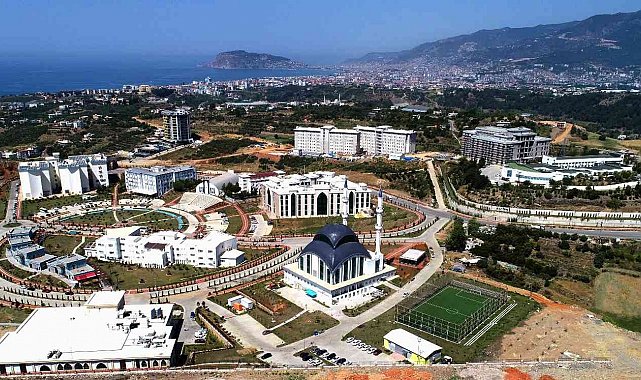 ALKÜ ilk Erasmus KA171 anlaşmasını imzaladı