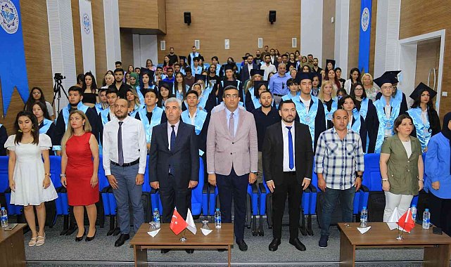 ALKÜ TÖMER'de mezuniyet heyecanı