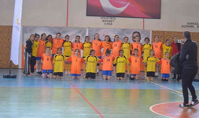 Analig'de çeyrek finalistler belli oldu