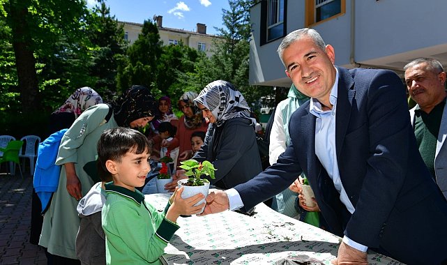 Anneler Günü duygusal anlara sahne oldu