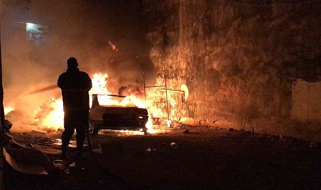 Araç kundaklayan 3 şüpheli tutuklandı