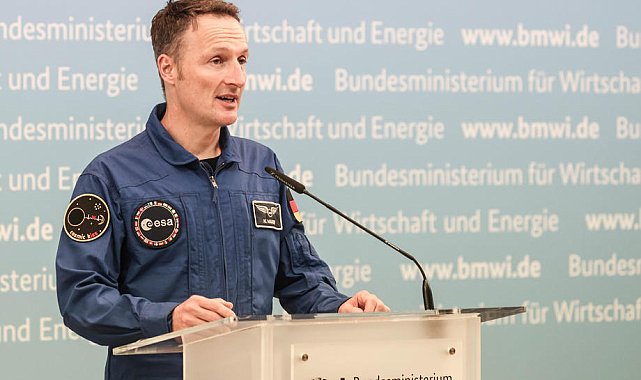 Astronotun kaskına su doldu