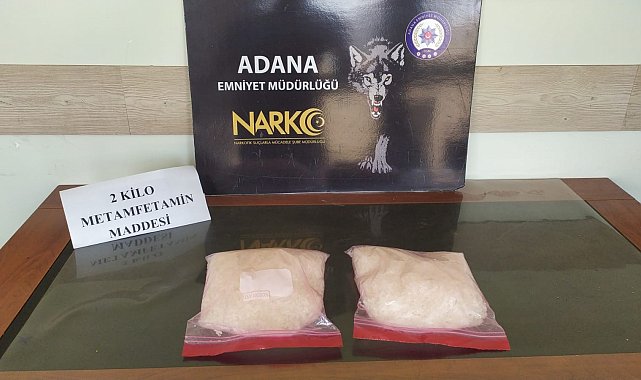 Atık kağıt kamyonetinden 2 kilo metamfetamin çıktı