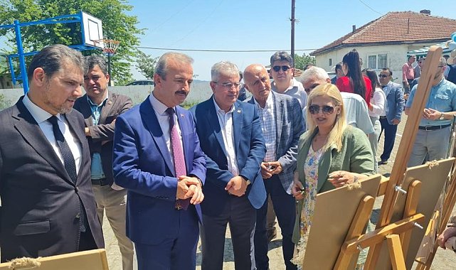 Ayça Yazıcıoğlu özel eğitim öğrencilerinin bilim fuarı sergisi açıldı