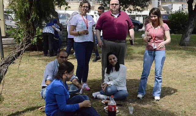 Aydın Atatürk Devlet Hastanesi'nde piknik havasında kutlama