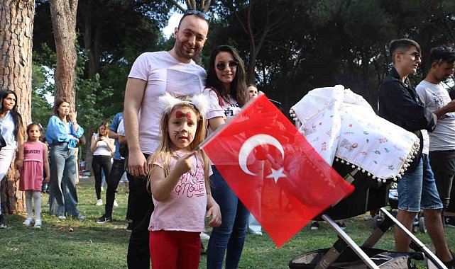 Aydın Büyükşehir Belediyesi Nazilli'ye Bahar Konseri coşkusu yaşattı