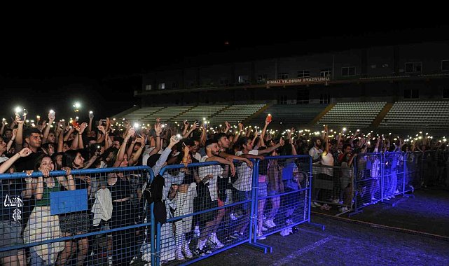 Aydın&#039;da 26. ADÜFEST konserleri coşkuyla başladı