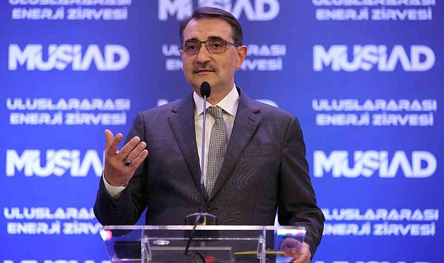 Bakan Dönmez: "Bugün artık kurulu gücü 100 bin megavatı geçen bir Türkiye var"