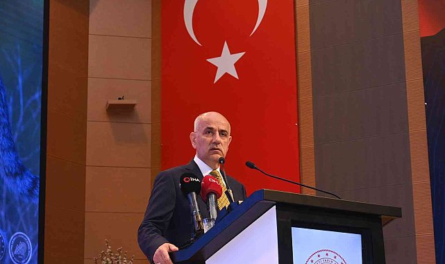 Bakan Kirişçi: "En son 1974'te görülen Anadolu Leoparı tekrar görüldü"