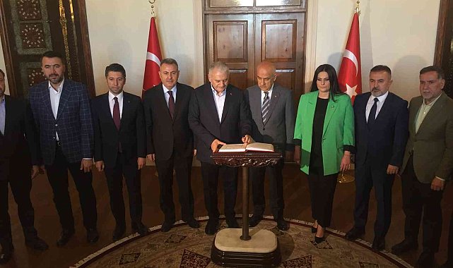 Bakan Kirişci ve AK Parti Genel Başkan Vekili Yıldırım Adana'da