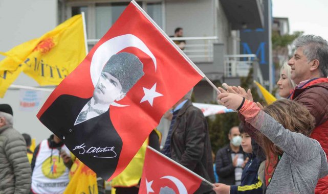 Balıkesir'de 1 Mayıs coşkusu