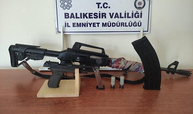 Balıkesir'de polisten asayiş ve kaçak akaryakıt operasyonu