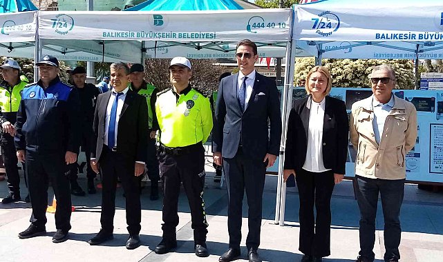 Bandırma'da trafik haftası kutlanıyor